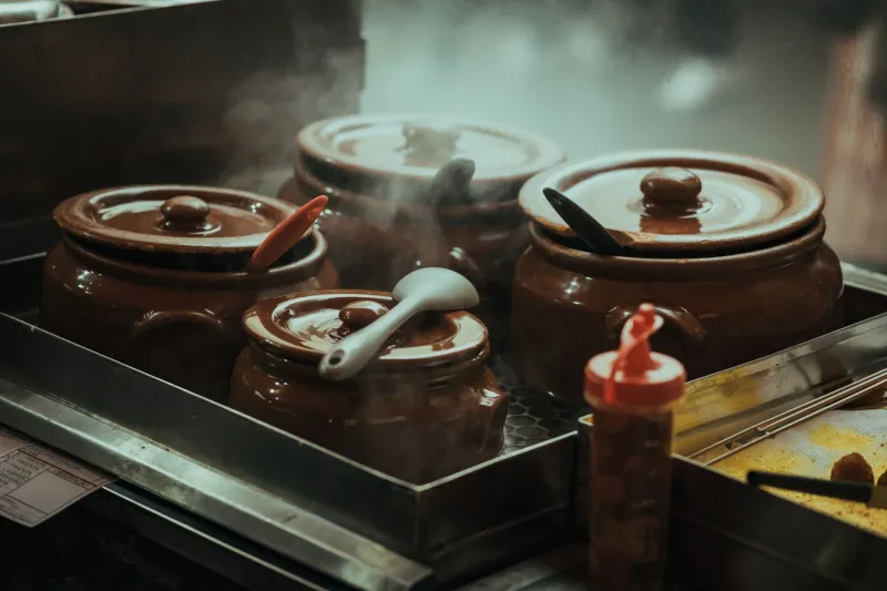 Broth First, Questions Later: The Hong Kong Trick That Makes Weeknight Dinners Taste Like Restaurant Food