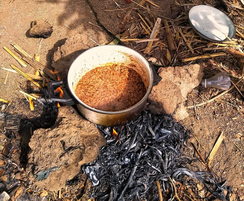 Stop Prepping Containers, Start Prepping Bases: The Rice-Pot Meal System That Actually Lasts a Week